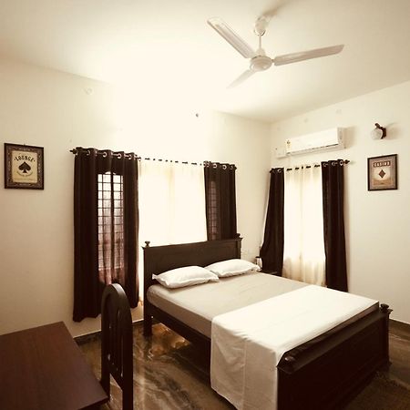 Daffodils Inn Alappuzha Dış mekan fotoğraf