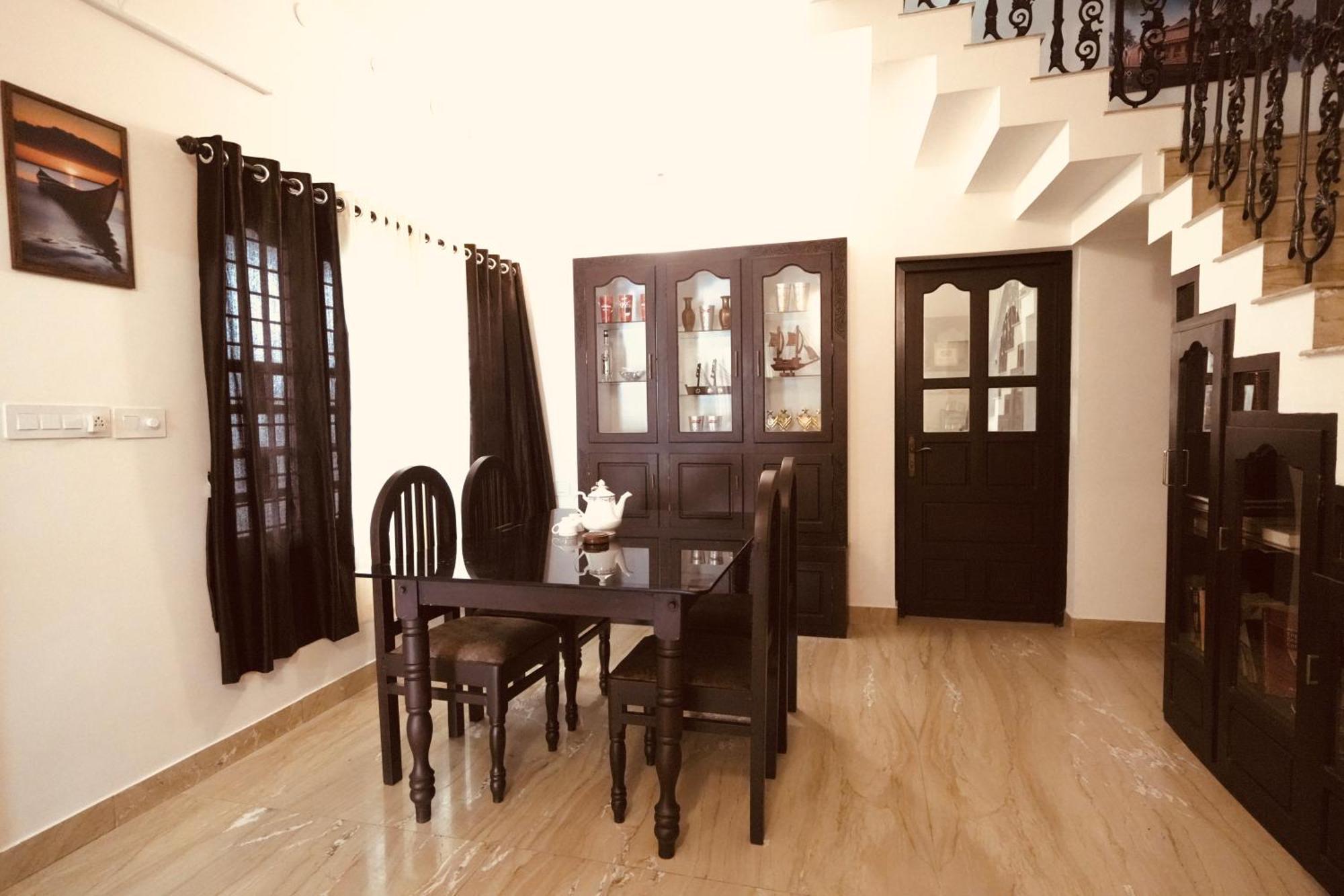 Daffodils Inn Alappuzha Dış mekan fotoğraf