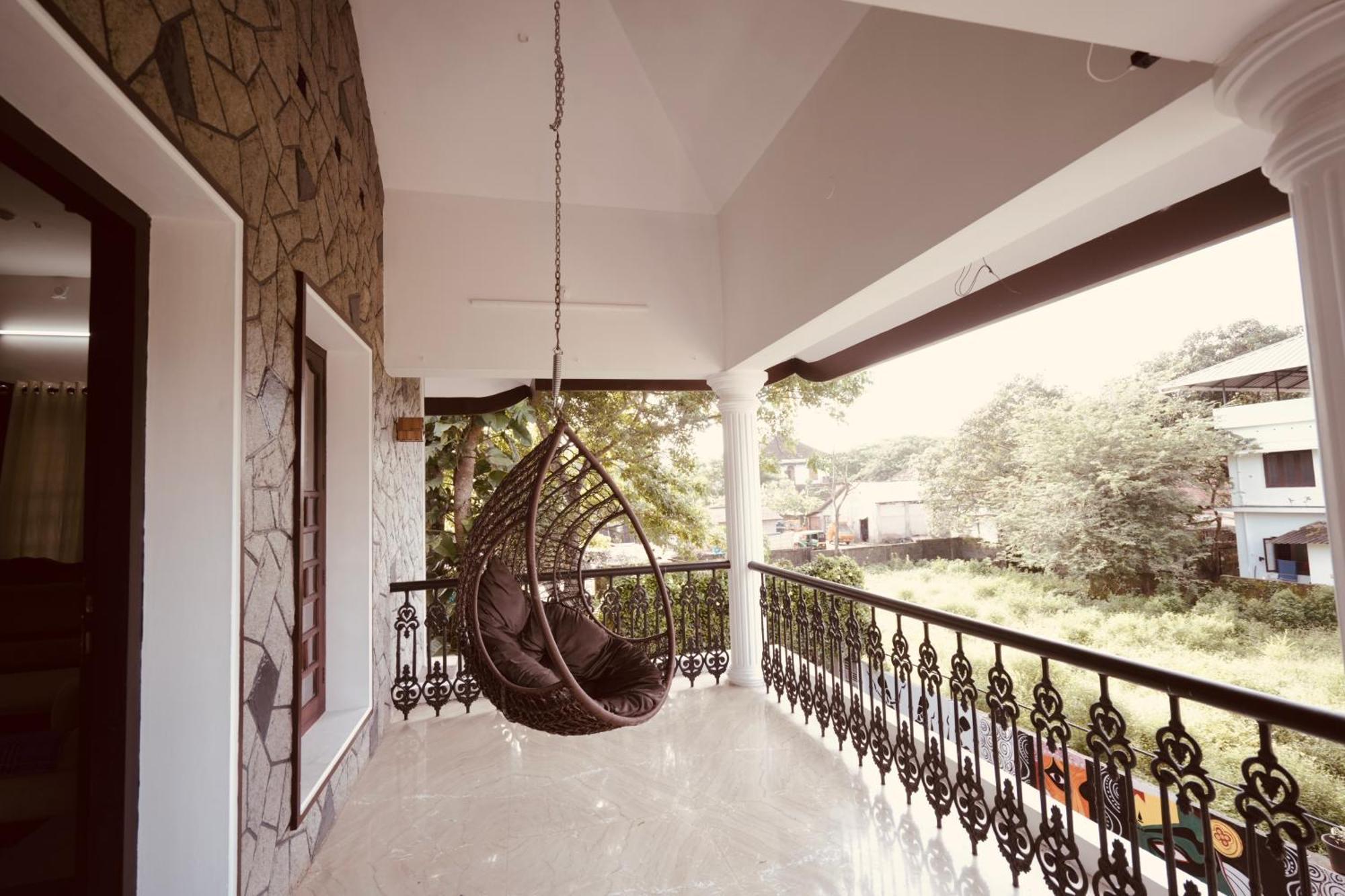 Daffodils Inn Alappuzha Dış mekan fotoğraf