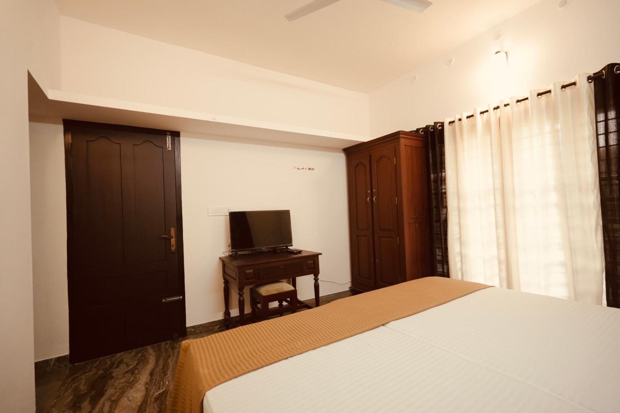 Daffodils Inn Alappuzha Dış mekan fotoğraf
